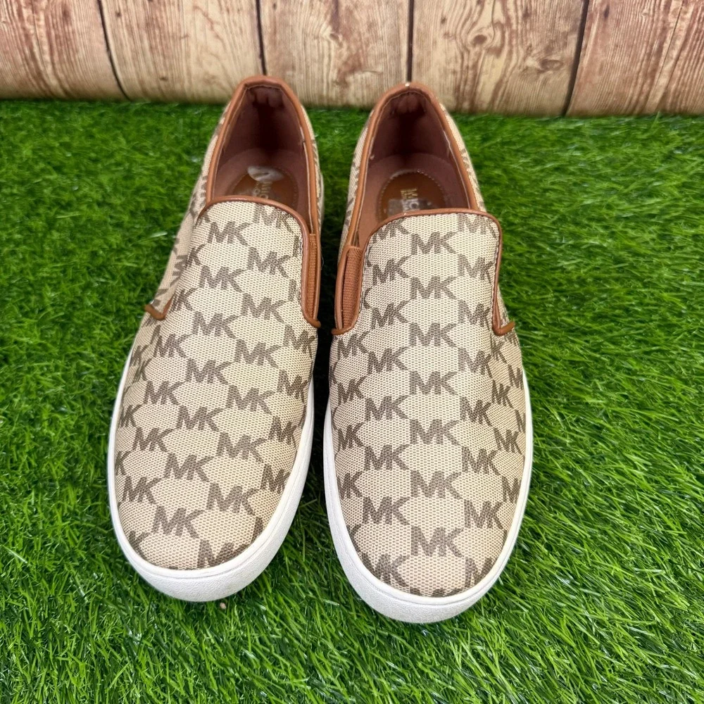 Michael Kors Keaton Slip On Sneakers Womens Size 8 Brown Logo Monogram Casual